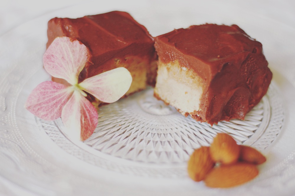 Raw Vegan Snickers Bar
